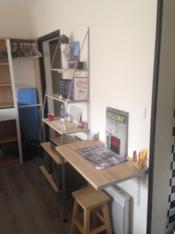 Studio Tres Confortable Limoges Exterior photo